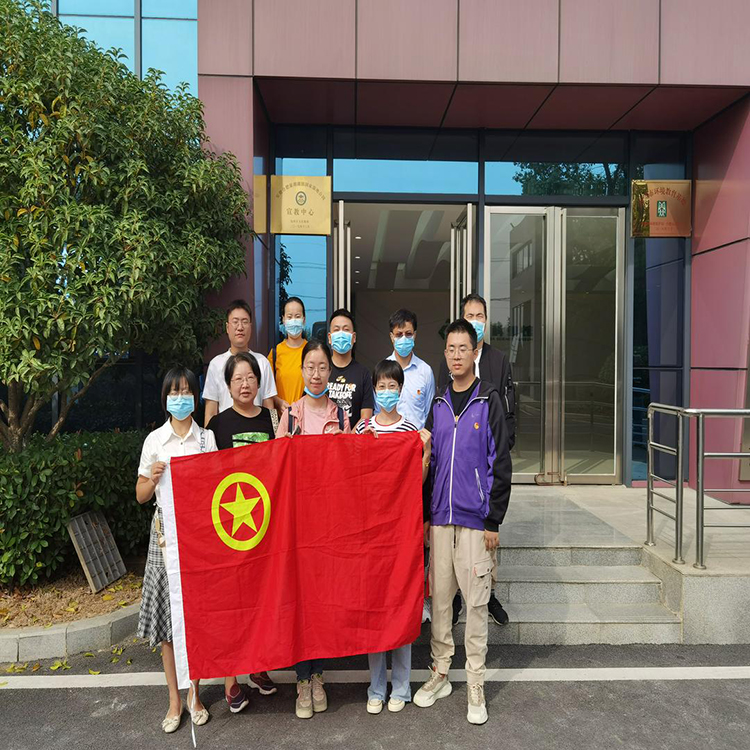 照片.jpg 照片.jpg